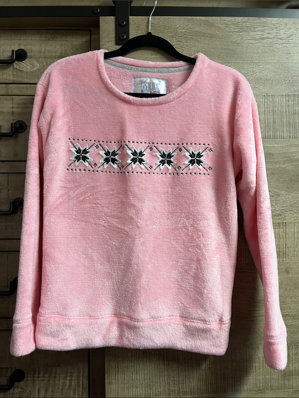 Pink Fleece Sweater with Snowflake Embroidery